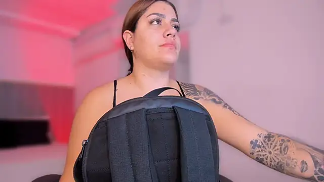 bonnieAn online show from September 2025 11:10:02 AM