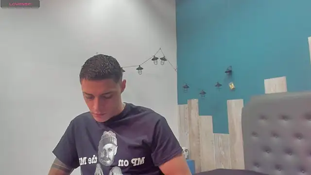 Frank Millers online show from October 2025 08:55:02 PM