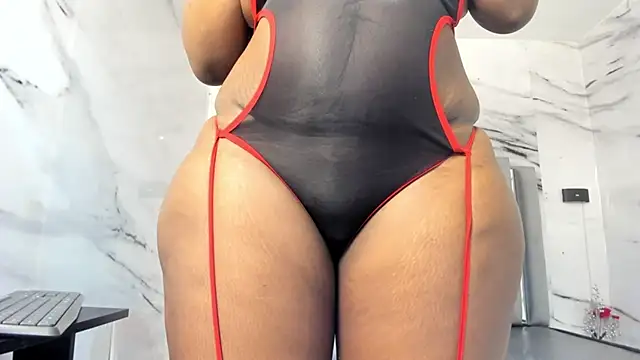 Snapshot of nefertiti_ebony chatting on February 2025 06:09:01 AM nefertiti ebony online show from February 2025 06:09:01 AM