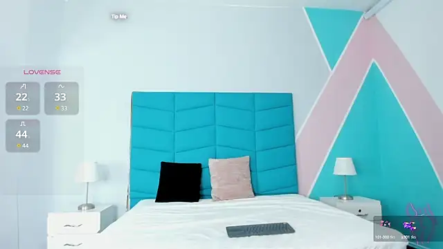 Luciana brown  online show from March 2025 07:48:02 PM