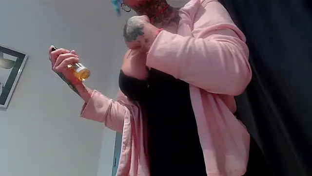 serena  vedette online show from December 2025 10:31:01 AM