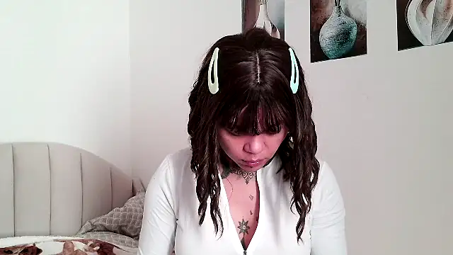 serena  vedette online show from May 2026 07:58:01 AM