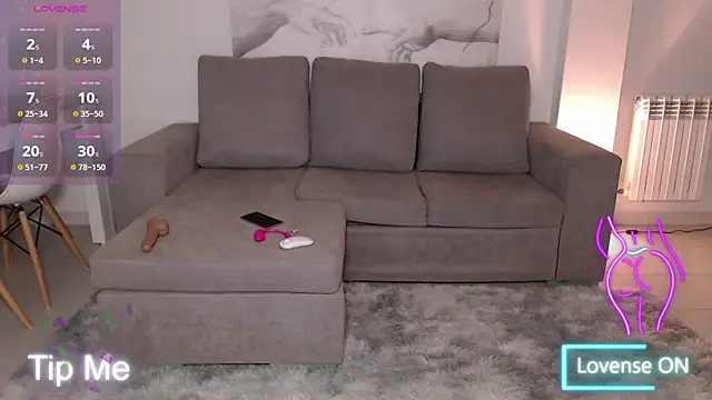 Snapshot of issa--love chatting on January 2025 09:11:02 PM issa--love online show from January 2025 09:11:02 PM