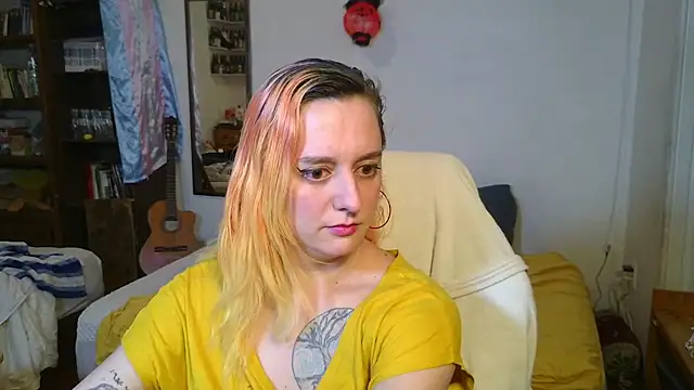 Evelan420 online show from November 2025 07:25:02 PM