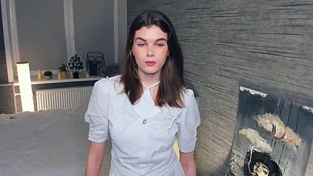 FloraDobb online show from January 2025 07:00:02 PM