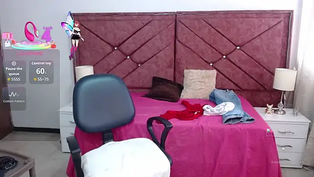 Snapshot of victoria_adams07 chatting on September 2025 06:44:01 PM victoria adams07 online show from September 2025 06:44:01 PM