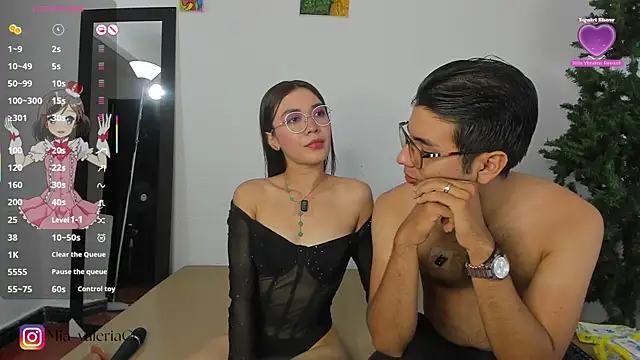 MarioandMia online show from October 2025 08:42:02 PM