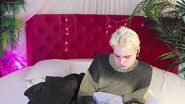 DemianEnglen online show from February 2025 02:38:01 AM