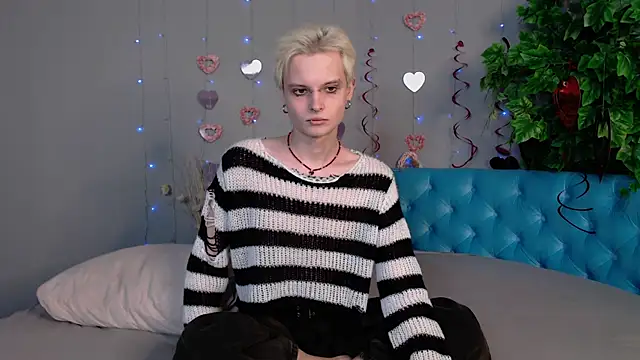 DemianEnglen online show from February 2025 03:01:02 AM