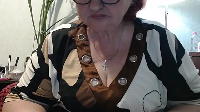 DeniseeRosea online show from May 2026 07:00:01 PM
