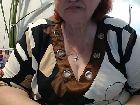 Snapshot of DeniseeRosea chatting on June 2026 10:45:02 PM DeniseeRosea online show from June 2026 10:45:02 PM