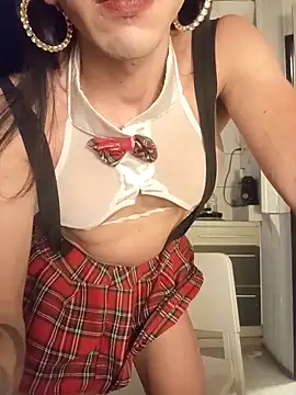 PiccolaDany online show from October 2025 01:57:01 AM