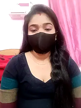 Snapshot of Simran-001 chatting on January 2025 05:45:02 PM Simran-001 online show from January 2025 05:45:02 PM