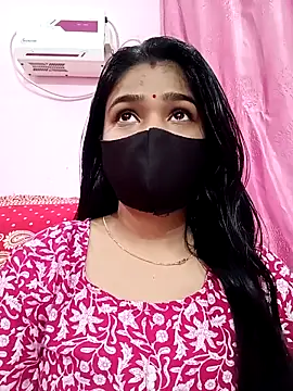 Snapshot of Simran-001 chatting on February 2025 07:06:01 PM Simran-001 online show from February 2025 07:06:01 PM