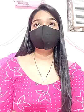 Snapshot of Simran-001 chatting on September 2025 06:07:01 PM Simran-001 online show from September 2025 06:07:01 PM