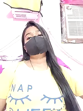 Snapshot of Simran-001 chatting on October 2025 06:42:02 AM Simran-001 online show from October 2025 06:42:02 AM