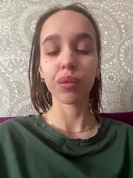 Snapshot of SandraTucker chatting on February 2026 06:12:02 AM SandraTucker online show from February 2026 06:12:02 AM