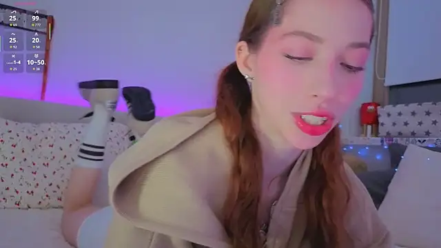 Snapshot of HappyVivy chatting on September 2025 11:04:01 PM HappyVivy online show from September 2025 11:04:01 PM