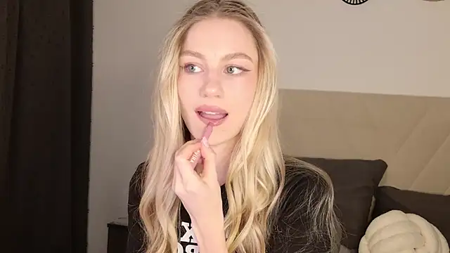 GabriellaOlsen online show from March 2026 03:53:01 PM