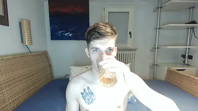 Snapshot of SurrealZ chatting on January 2025 12:29:01 PM SurrealZ online show from January 2025 12:29:01 PM