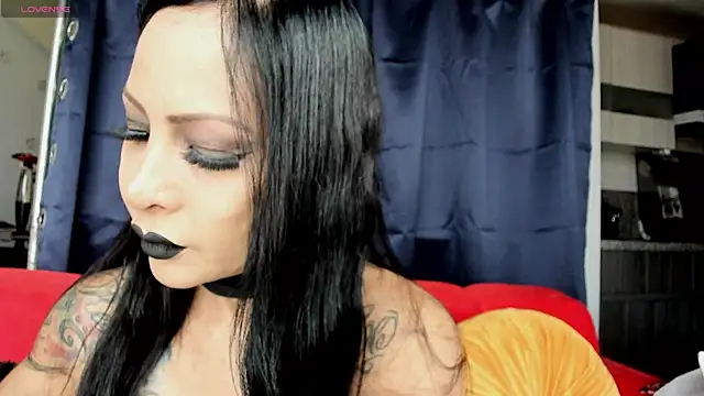 willow boobs online show from September 2025 07:15:02 PM