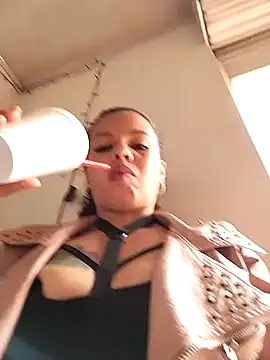 Ariana-07 online show from February 2025 10:33:01 PM