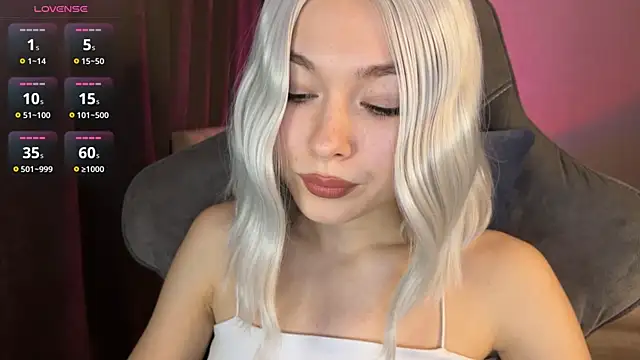Ohmy Nora  online show from June 2026 01:46:02 PM