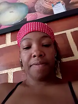 ValkiriaContee online show from November 2025 07:34:01 PM