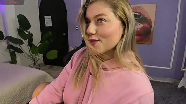 alaia greyy online show from November 2025 01:22:02 PM