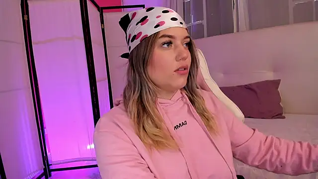 alaia greyy online show from January 2026 01:15:01 PM