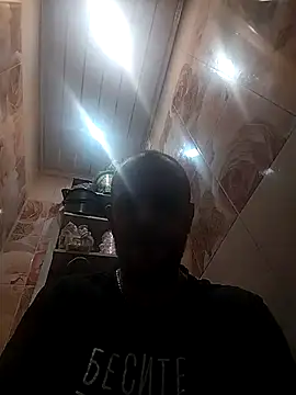 MaxDevilWhite online show from October 2025 08:26:02 AM