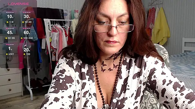 Soffya Soy online show from November 2025 10:02:01 PM