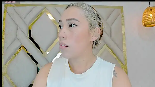 Lannajansen online show from January 2025 04:41:01 PM