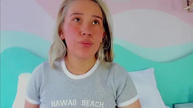 Lannajansen online show from November 2025 05:15:01 PM