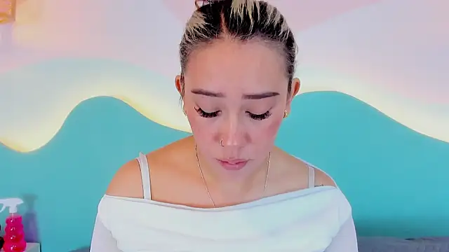 Lannajansen online show from February 2026 01:43:01 PM