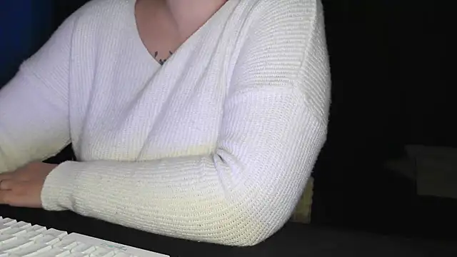 bunnyfox420 online show from November 2025 06:40:01 PM