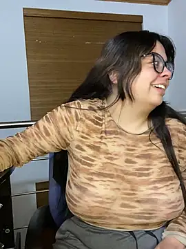 Snapshot of brisa-wright chatting on February 2025 03:30:02 AM brisa-wright online show from February 2025 03:30:02 AM