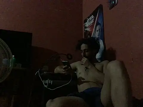 Snapshot of Nooneisthis chatting on January 2025 06:57:01 AM Nooneisthis online show from January 2025 06:57:01 AM