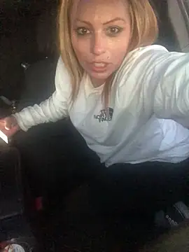 Snapshot of barbieinbondage7 chatting on February 2026 01:37:02 AM barbieinbondage7 online show from February 2026 01:37:02 AM