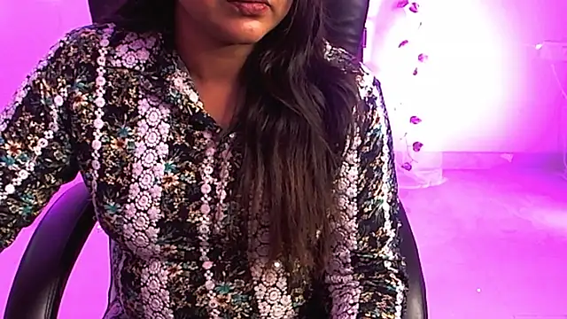 Snapshot of Gagankaur chatting on February 2025 08:15:02 AM Gagankaur online show from February 2025 08:15:02 AM