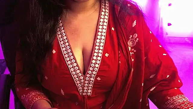 Snapshot of Gagankaur chatting on September 2025 01:43:01 AM Gagankaur online show from September 2025 01:43:01 AM