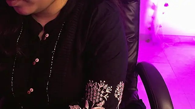 Snapshot of Gagankaur chatting on November 2025 02:12:01 AM Gagankaur online show from November 2025 02:12:01 AM