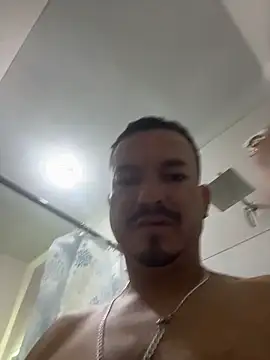 Snapshot of paullliliu chatting on October 2025 02:05:02 PM paullliliu online show from October 2025 02:05:02 PM