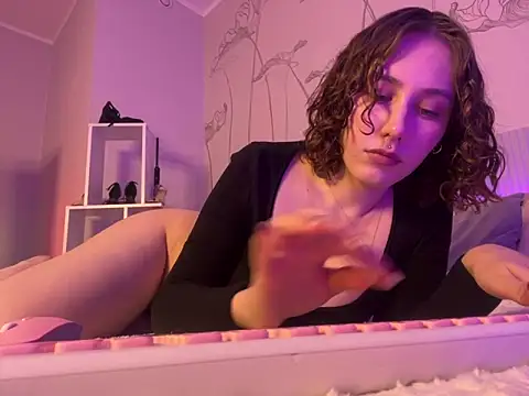 Molli Luv online show from March 2025 12:34:01 PM