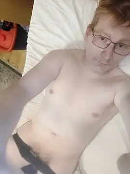 Arttuforyounakedboy online show from March 2026 01:04:02 PM