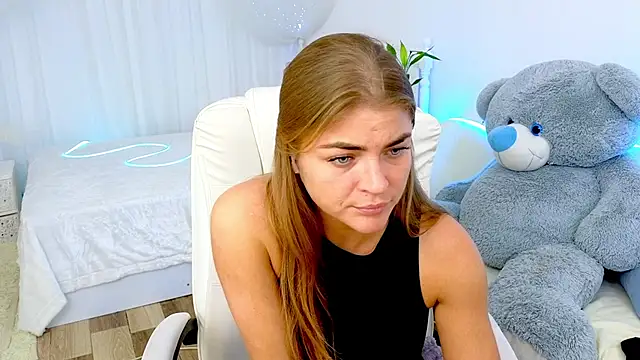 Donna Sun online show from March 2025 11:58:01 AM