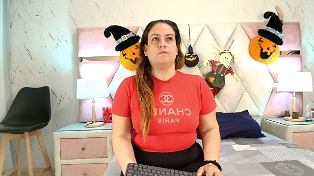 Snapshot of anastasia_marco chatting on October 2025 12:28:01 PM anastasia marco online show from October 2025 12:28:01 PM