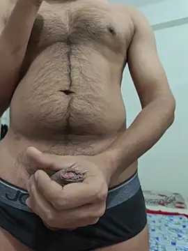 Snapshot of randit7 chatting on November 2025 01:11:01 PM randit7 online show from November 2025 01:11:01 PM