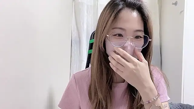 Snapshot of Chu1314 chatting on September 2025 03:35:02 PM Chu1314 online show from September 2025 03:35:02 PM