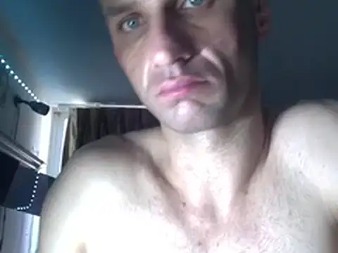 sexyhotstud12 online show from February 2025 07:51:01 PM